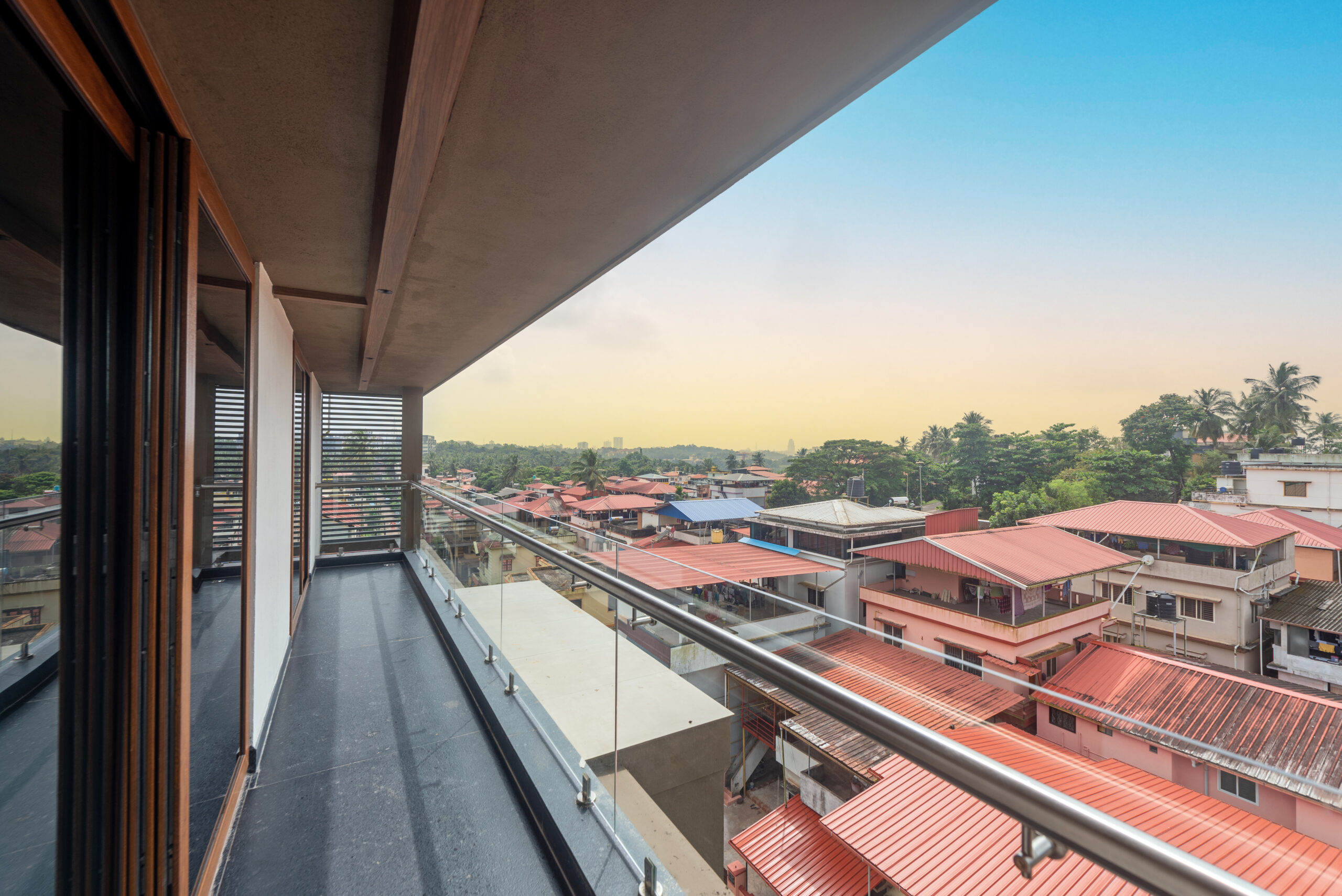 Premium Deluxe Room With Balcony - Image 3