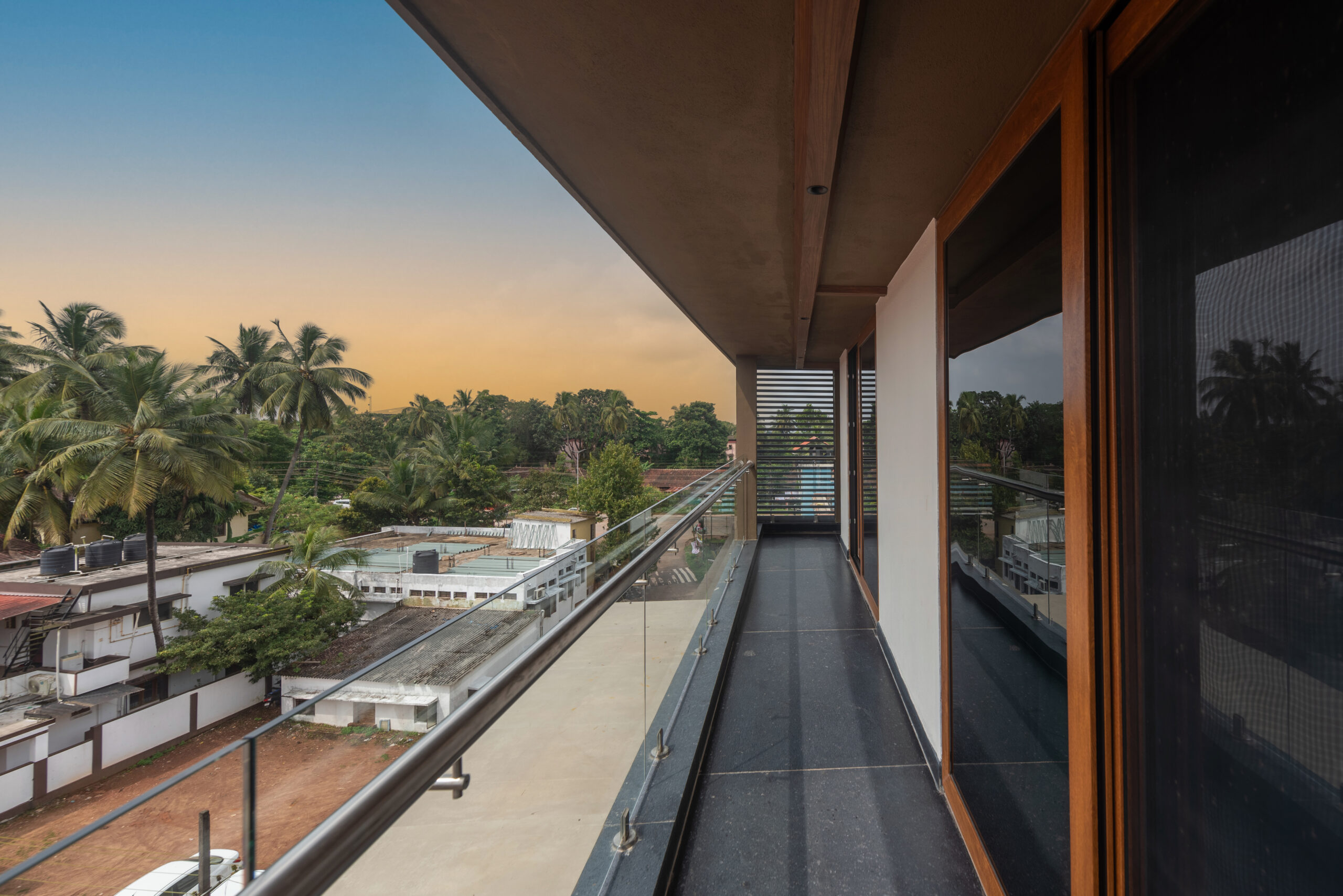 Premium Deluxe Room With Balcony - Image 2