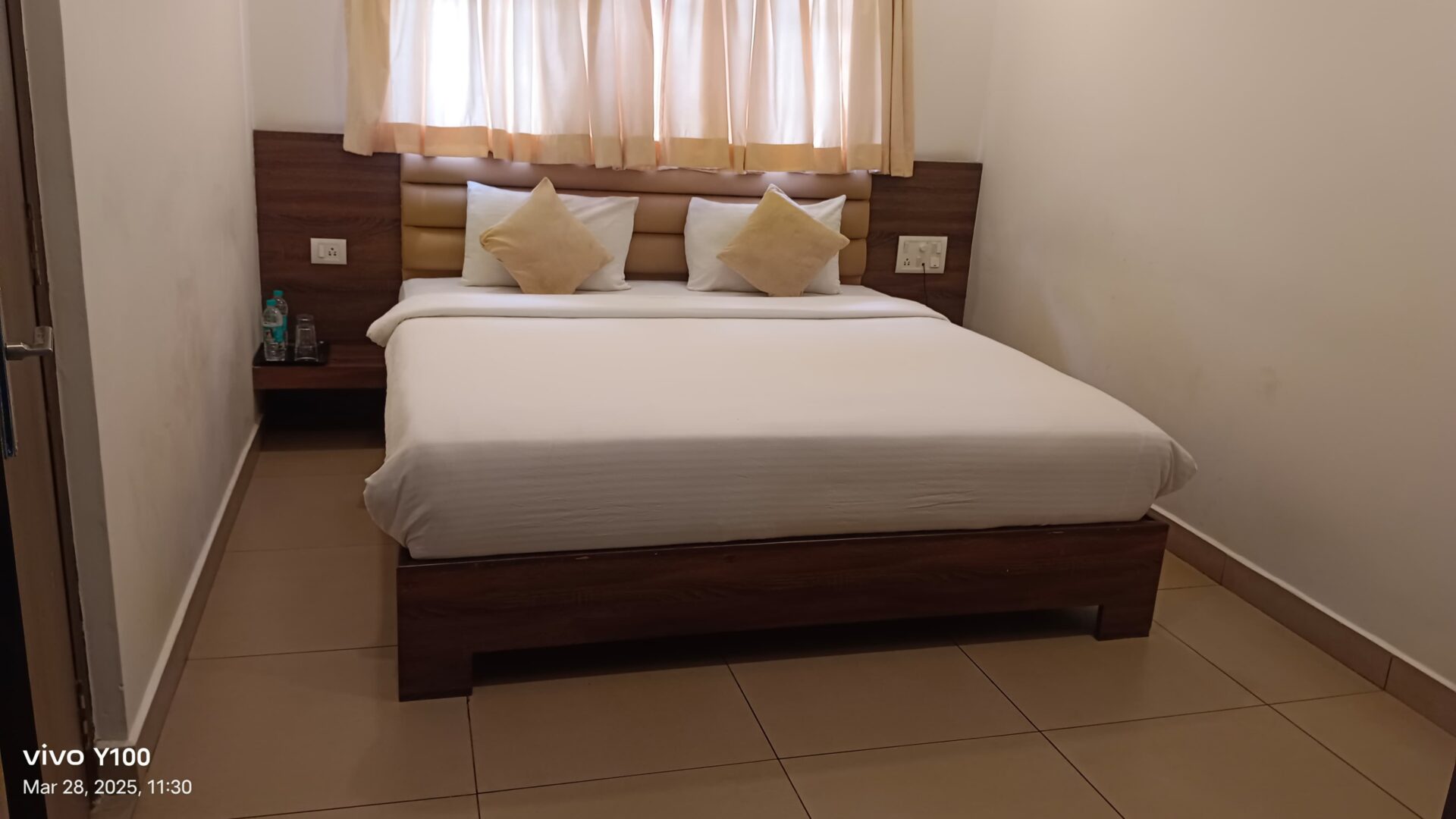 Standard Family Suite Room - Image 5