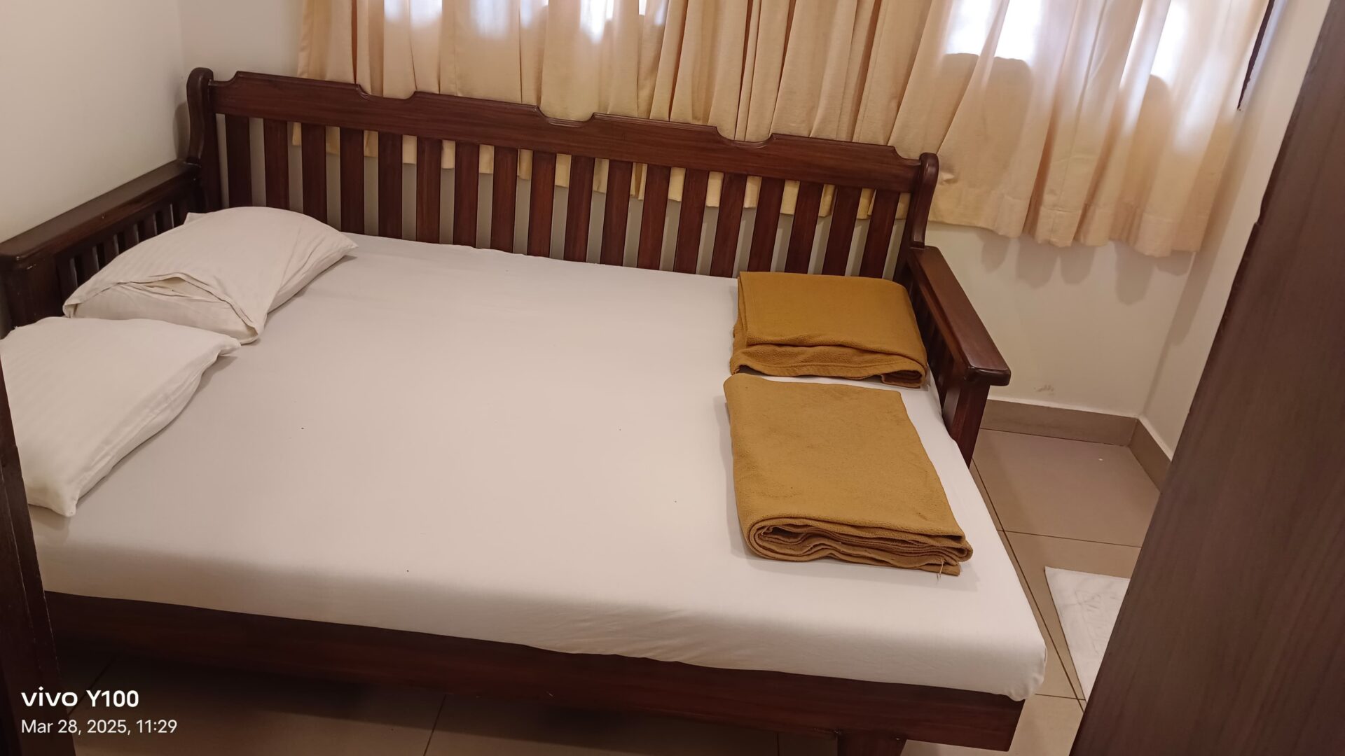 Standard Family Suite Room - Image 6