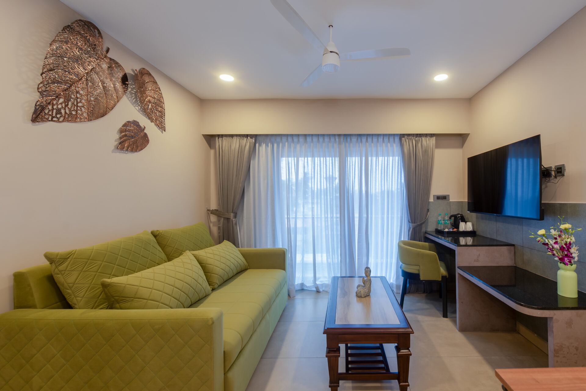 Premium Deluxe Room With Balcony - Image 4