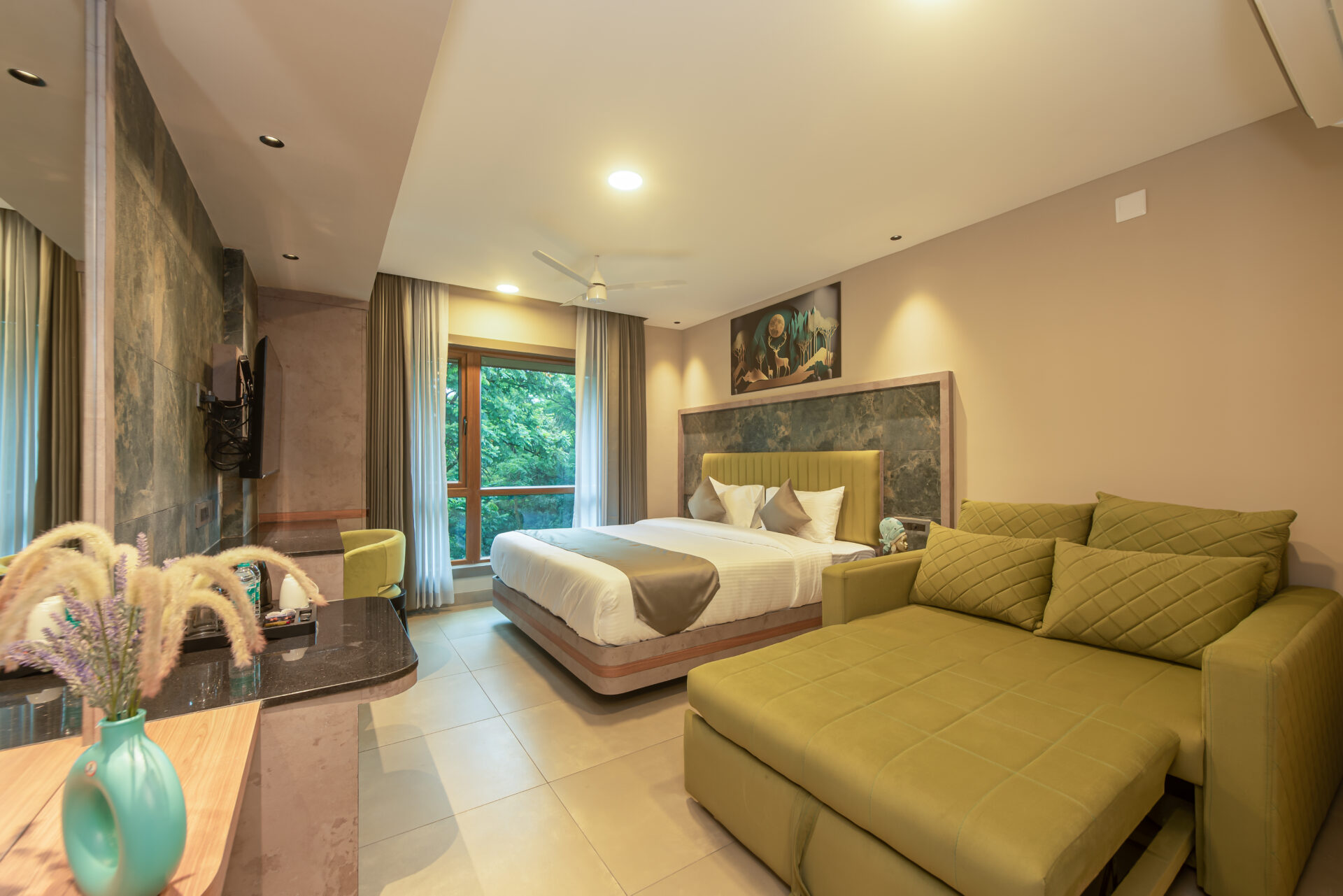 Premium Deluxe Triple Room With Forest View